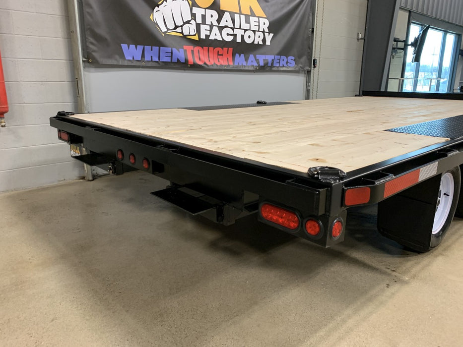7,000# GVWR Sportsman Deckover Float Trailer